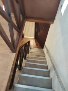 Duplex/80m2/2 Dorm+esc/entrepiso/patio/parrillero/La Comercial