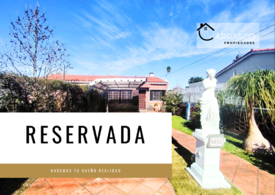 RESERVADO Casa en Carrasco sobre Máximo Tajes, 362m2, barbacoa, garage, a pasos de Colegio British