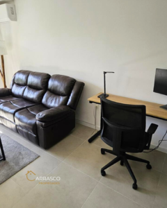 Venta - Apartamento de 1 dormitorio + garage en Palermo / con renta activa / Admite Banco