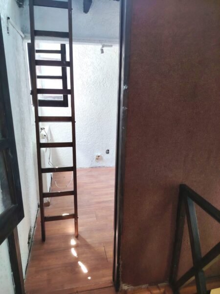 Duplex/80m2/2 Dorm+esc/entrepiso/patio/parrillero/La Comercial