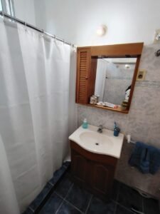 VENTA Frente/94m2/3 Dorm/2 Baños/a pasos del Lago, Parque Rodo
