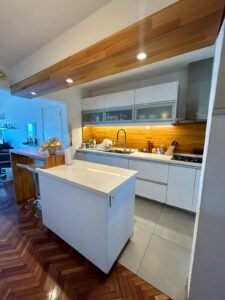 VENTA Frente a Rambla Malvin/73m2/ 2 Dorm/Balcon/ Amplios Ambientes