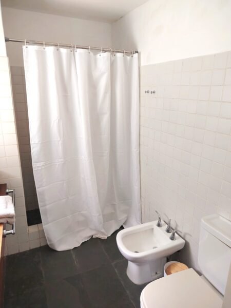 VENTA Ideal Inversion/amoblado/65m2/1 Dorm/a pasos de Facultades