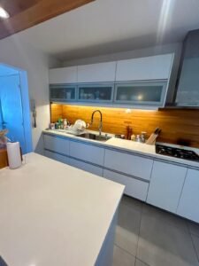 VENTA Frente a Rambla Malvin/73m2/ 2 Dorm/Balcon/ Amplios Ambientes