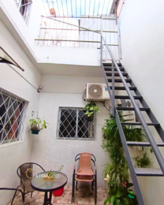 Venta Casa En La Blanqueada | Padrón Único | 3 Dormitorios | Garaje | Acepta Banco