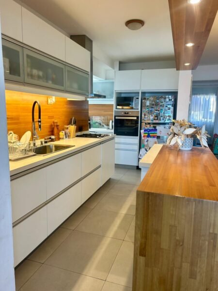 VENTA Frente a Rambla Malvin/73m2/ 2 Dorm/Balcon/ Amplios Ambientes