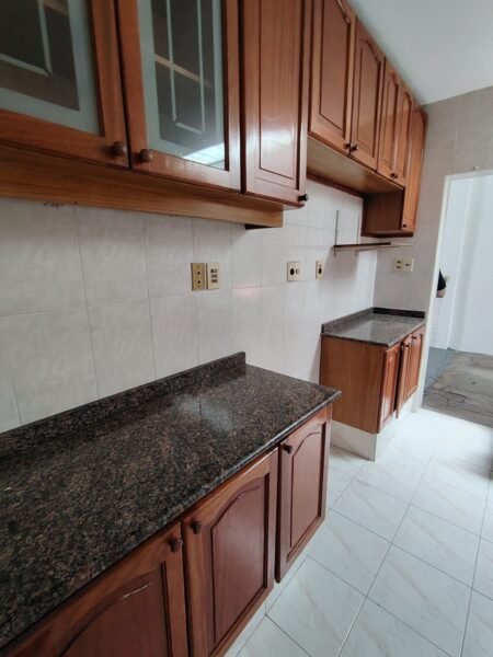 ALQUILER Zona Residencial/250m2/ 2 Dorm+esc/2 Baños/cochera/ Carrasco Sur