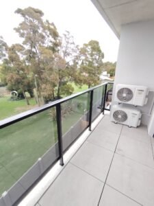 Gran Apto a ESTRENAR en DOS ACRES/2 dorm/2 baños/cochera/Complejo privado a pasos de Colegio British