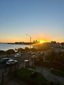 VENTA Frente a Rambla Malvin/73m2/ 2 Dorm/Balcon/ Amplios Ambientes