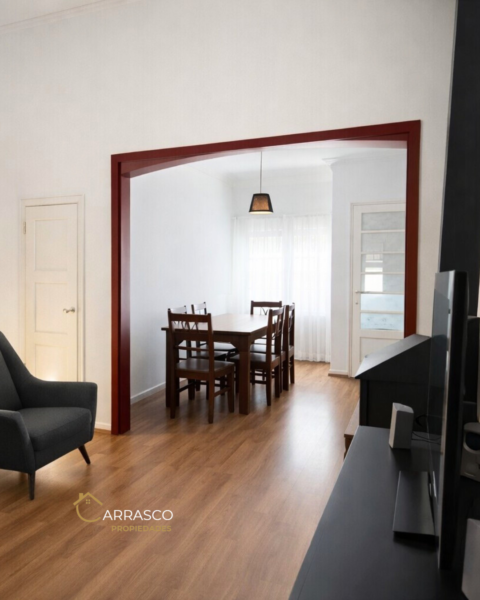 Venta Casa En La Blanqueada | Padrón Único | 3 Dormitorios | Garaje | Acepta Banco