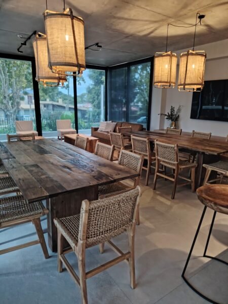 Gran Apto a ESTRENAR en DOS ACRES/2 dorm/2 baños/cochera/Complejo privado a pasos de Colegio British