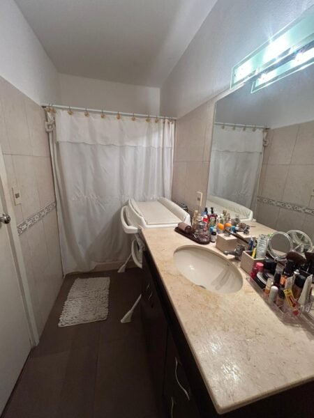 VENTA Frente a Rambla Malvin/73m2/ 2 Dorm/Balcon/ Amplios Ambientes