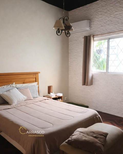 Venta Casa En La Blanqueada | Padrón Único | 3 Dormitorios | Garaje | Acepta Banco