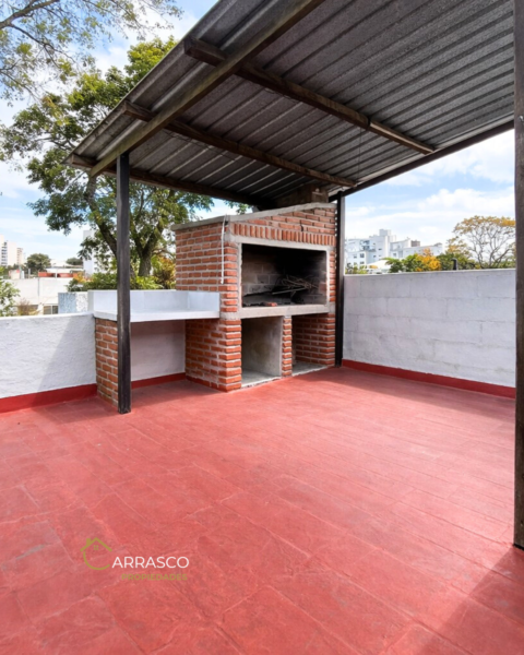Venta Casa En La Blanqueada | Padrón Único | 3 Dormitorios | Garaje | Acepta Banco