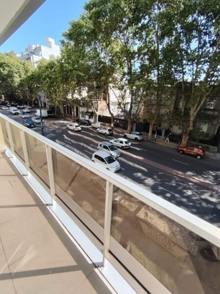 Gran Apto sobre Av.Brasil/Doble balcon/1 dorm/50m2/Amenties/Pocitos