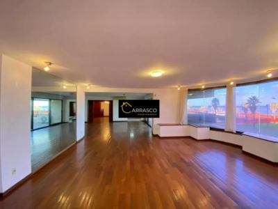 VENTA Gran Piso sobre Rbla.Gandhi/5 dorm/4 baños/350m2/Punta CARRETAS