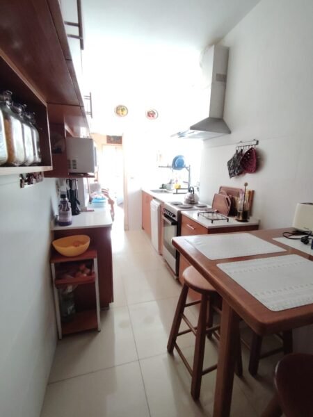 VENTA Frente/94m2/3 Dorm/2 Baños/a pasos del Lago, Parque Rodo