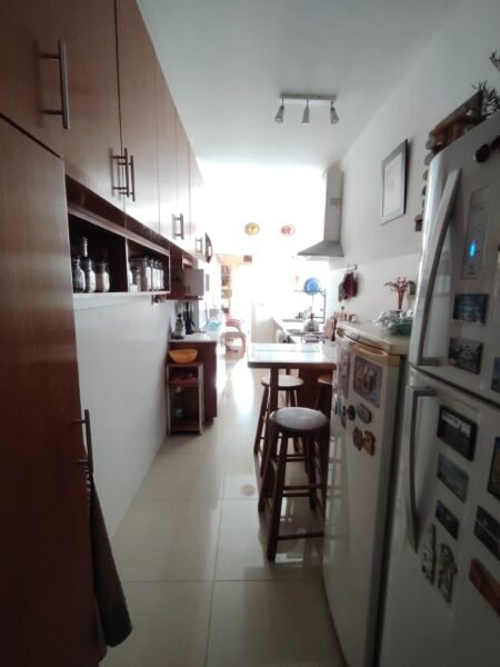 VENTA Frente/94m2/3 Dorm/2 Baños/a pasos del Lago, Parque Rodo