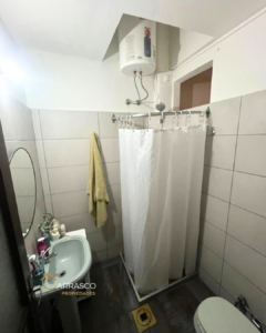 VENTA - Casa PH en Reducto, 2 dormitorios + patio interno / Ideal para inversión