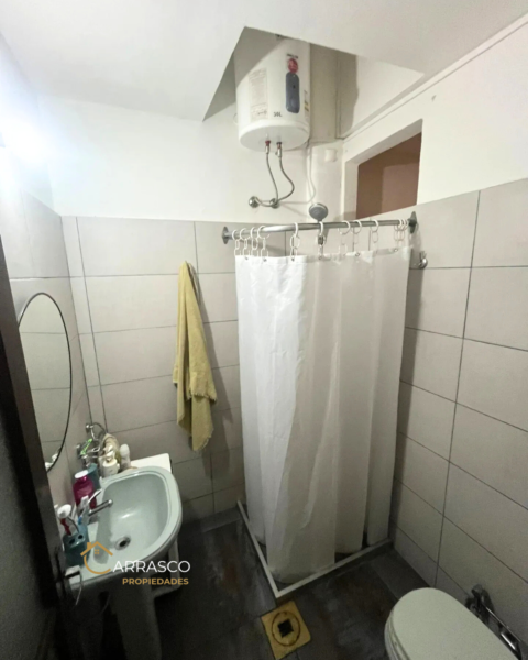 VENTA - Casa PH en Reducto, 2 dormitorios + patio interno / Ideal para inversión