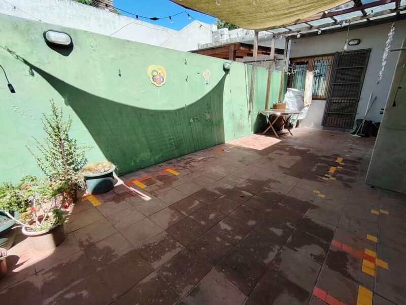 VENTA Casa de Altos/3 Dorm/doble patio/balcon/Punta Carretas