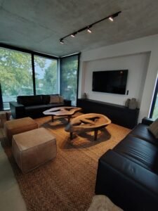 Gran Apto a ESTRENAR en DOS ACRES/2 dorm/2 baños/cochera/Complejo privado a pasos de Colegio British