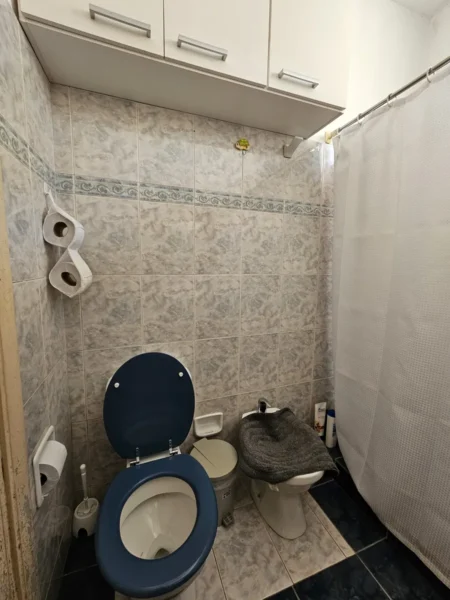 VENTA Frente/94m2/3 Dorm/2 Baños/a pasos del Lago, Parque Rodo