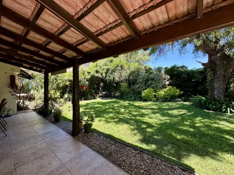 VENTA Gran Casa Triplex con 409m2/barbacoa/cocherax3/Carrasco Sur