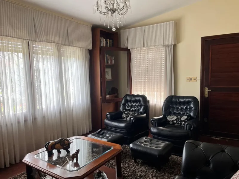 VENTA Gran Casa con Piscina Climatizada/barbacoa/900m2/cocherax4/Malvin Sur