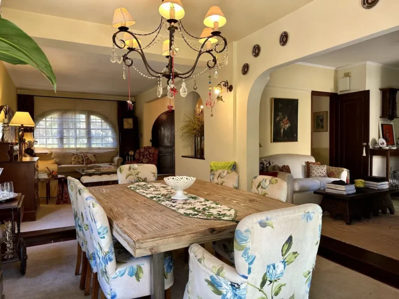 VENTA Gran Casa Triplex con 409m2/barbacoa/cocherax3/Carrasco Sur