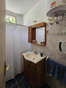 VENTA Frente/94m2/3 Dorm/2 Baños/a pasos del Lago, Parque Rodo