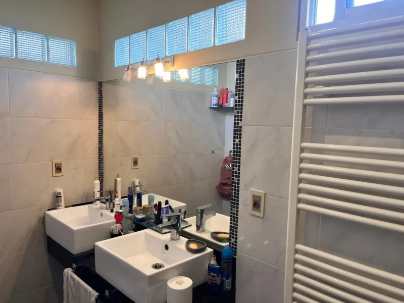 VENTA Gran Casa con Piscina Climatizada/barbacoa/900m2/cocherax4/Malvin Sur