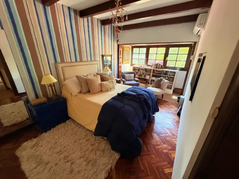 VENTA Gran Casa Triplex con 409m2/barbacoa/cocherax3/Carrasco Sur