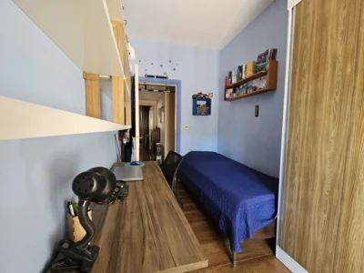 VENTA Frente/94m2/3 Dorm/2 Baños/a pasos del Lago, Parque Rodo