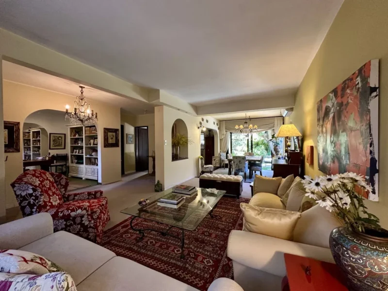 VENTA Gran Casa Triplex con 409m2/barbacoa/cocherax3/Carrasco Sur