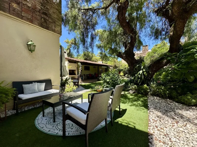 VENTA Gran Casa Triplex con 409m2/barbacoa/cocherax3/Carrasco Sur