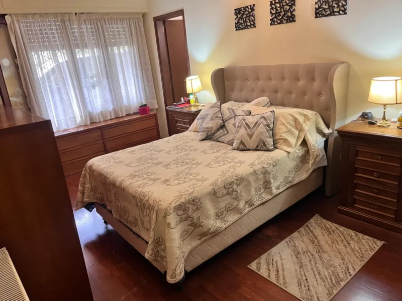 VENTA Gran Casa con Piscina Climatizada/barbacoa/900m2/cocherax4/Malvin Sur