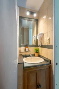 VENTA Ideal Inversion/Renovado/1 Dorm/45m2/Patio/Pocitos