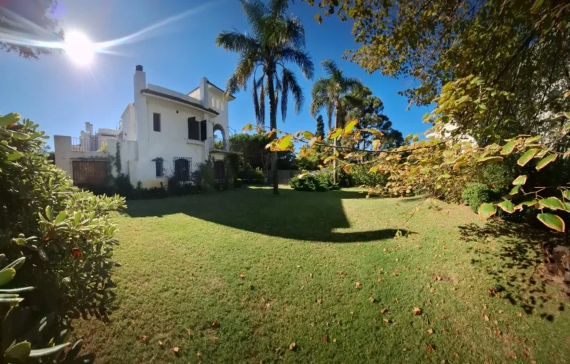 ALQUILER Ideal Empresa! Residencia de Lujo/1203m2/a pasos de Arocena/Carrasco