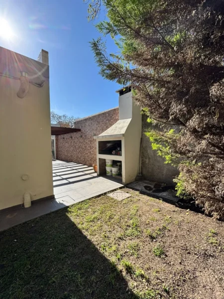 VENTA Casa en Complejo Cerrado en la zona de Atahualpa