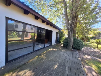 ALQUILER Ideal Empresa! Residencia de Lujo/1203m2/a pasos de Arocena/Carrasco