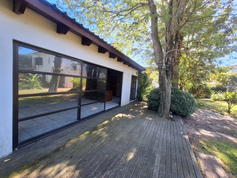 ALQUILER Ideal Empresa! Residencia de Lujo/1203m2/a pasos de Arocena/Carrasco