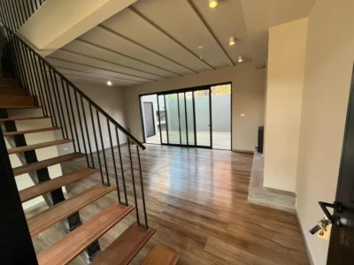 Casa esquina en Complejo Cerrado/ 3 dorm/3 baños/Gge/Carrasco Norte