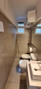 ALQUILER Gran Oficina a pasos de Arocena/140m2/4 Cocheras/ Carrasco