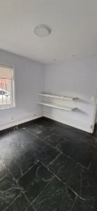 ALQUILER Gran Oficina a pasos de Arocena/140m2/4 Cocheras/ Carrasco