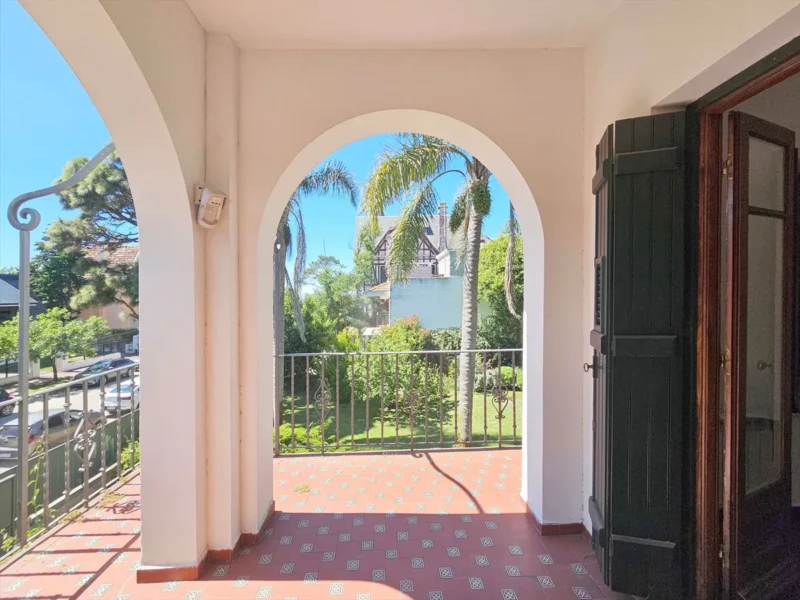 ALQUILER Ideal Empresa! Residencia de Lujo/1203m2/a pasos de Arocena/Carrasco