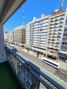 VENTA Ideal Inversion/45m2/1 Dorm/balcon/sobre Av.18 De Julio, Cordon