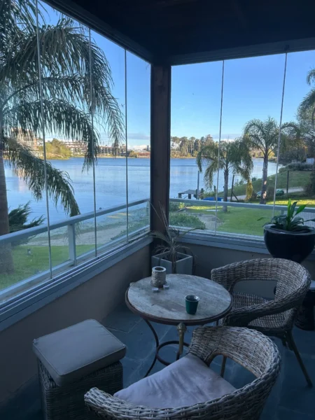 ALQUILER Exclusivo con Vista Al Lago/Amoblado/180m2/3 Dorm/3 Baños/2 Ggge