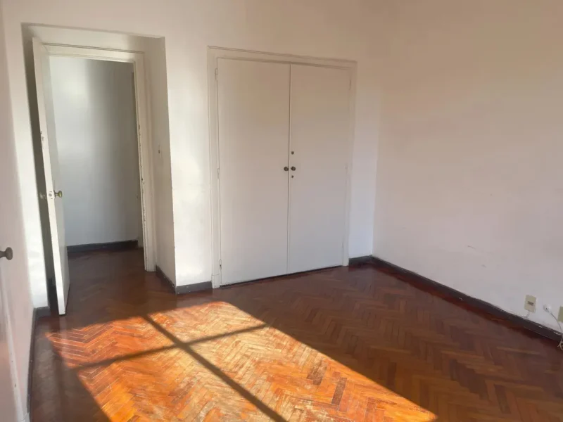EN VENTA 177m2/4 Dorm/3 Baños/cochera/calefaccion/Av 18 de Julio/Cordon
