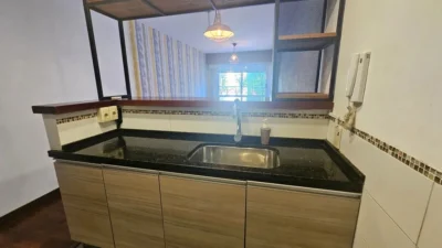 Apartamento en Venta en Malvin con Balcón/ A pasos de la Rambla